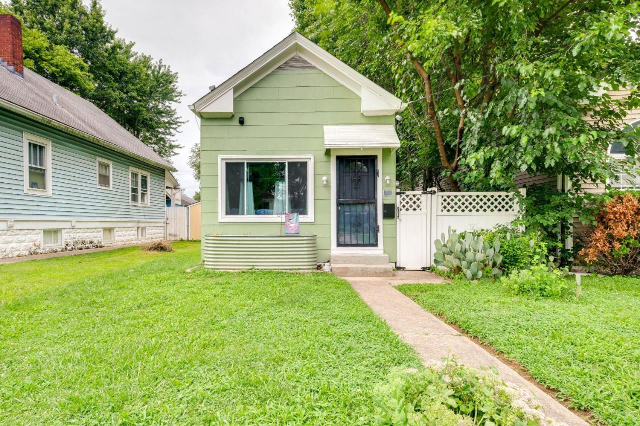 Quaint Home With Yard About 4 Mi To Downtown Louisville! Ngoại thất bức ảnh