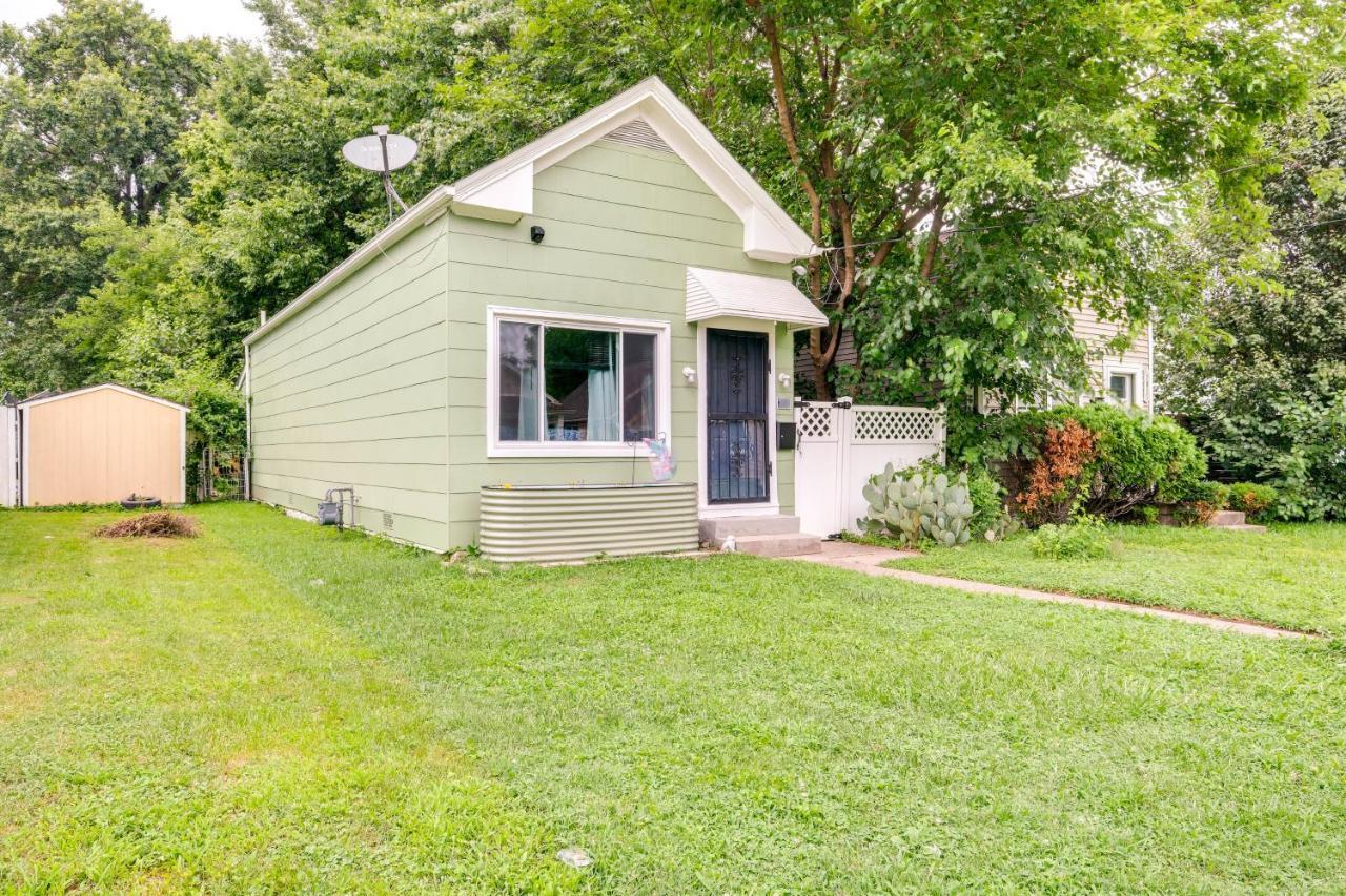 Quaint Home With Yard About 4 Mi To Downtown Louisville! Ngoại thất bức ảnh